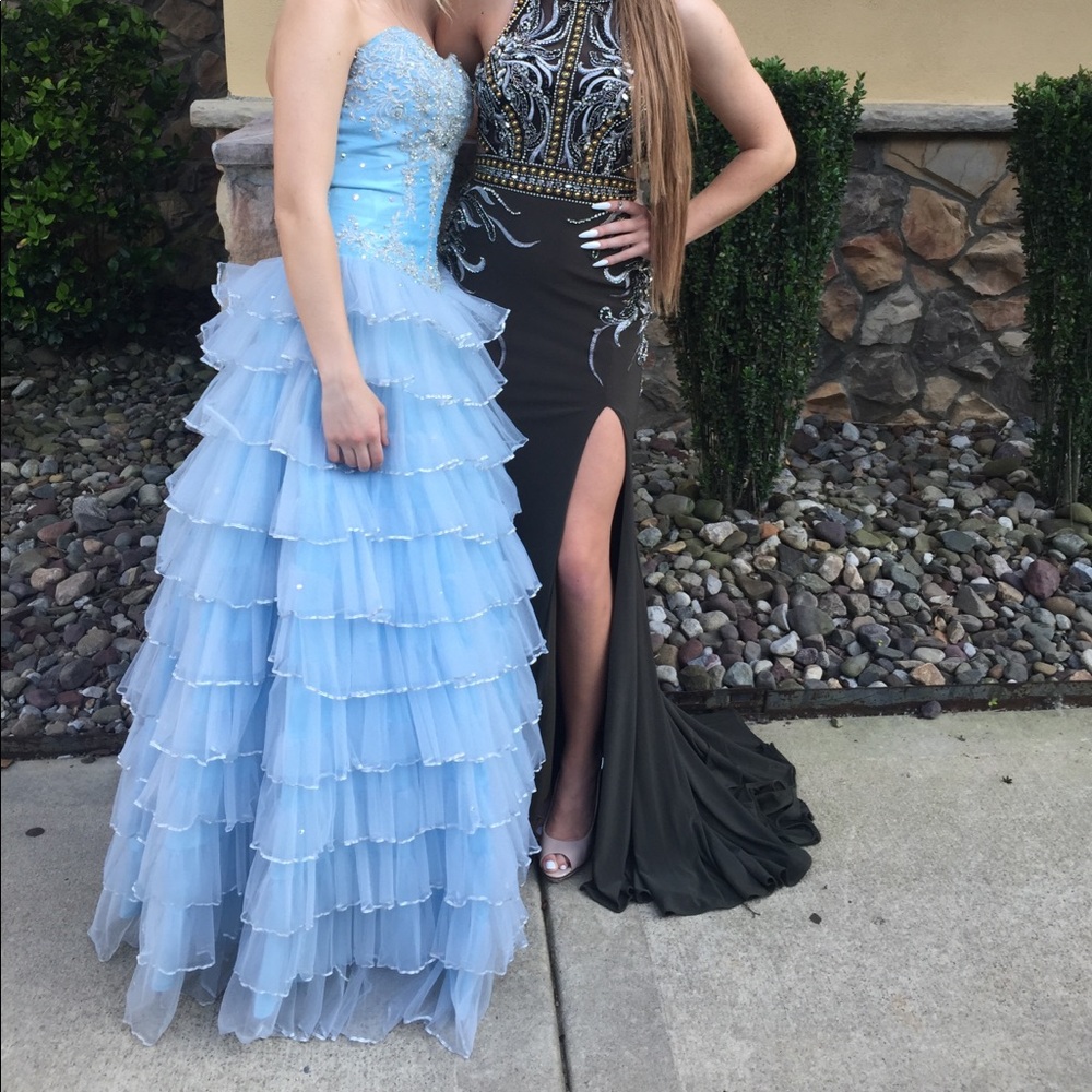 Prom/pageant ball gown